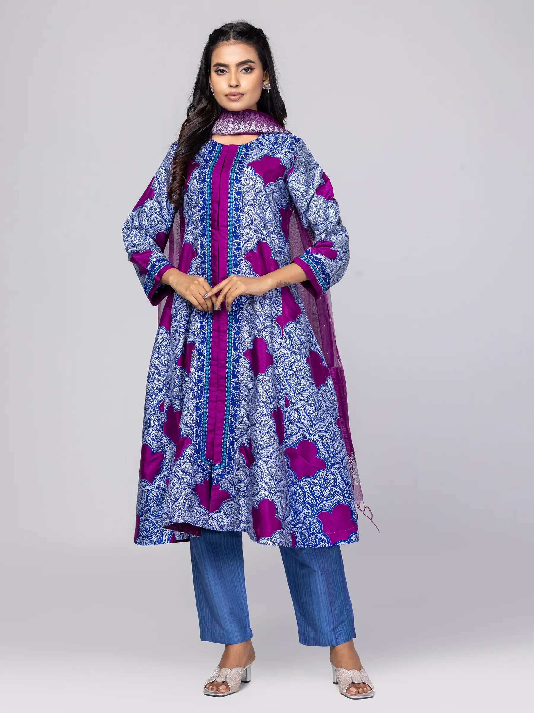 Light Blue-Grey Kantha Theme Shalwar Kameez